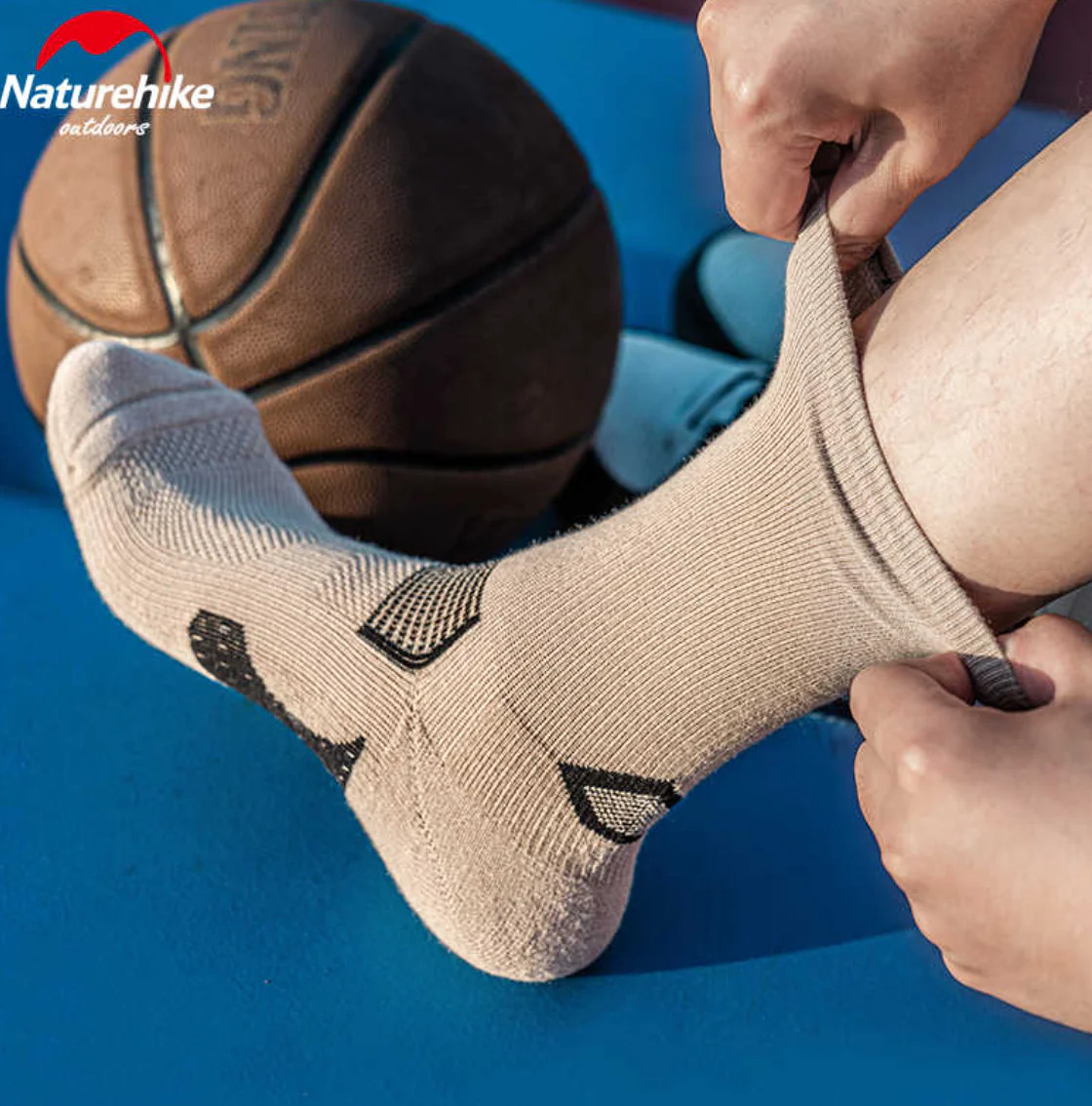 Naturehike Fitness Right Angle Socks 2 Pairs Black-khaki/short (M36-39)